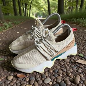 Sorel Kinetic Impact II Lace Sneaker Womens 7.5 Bleached Ceramic Endive